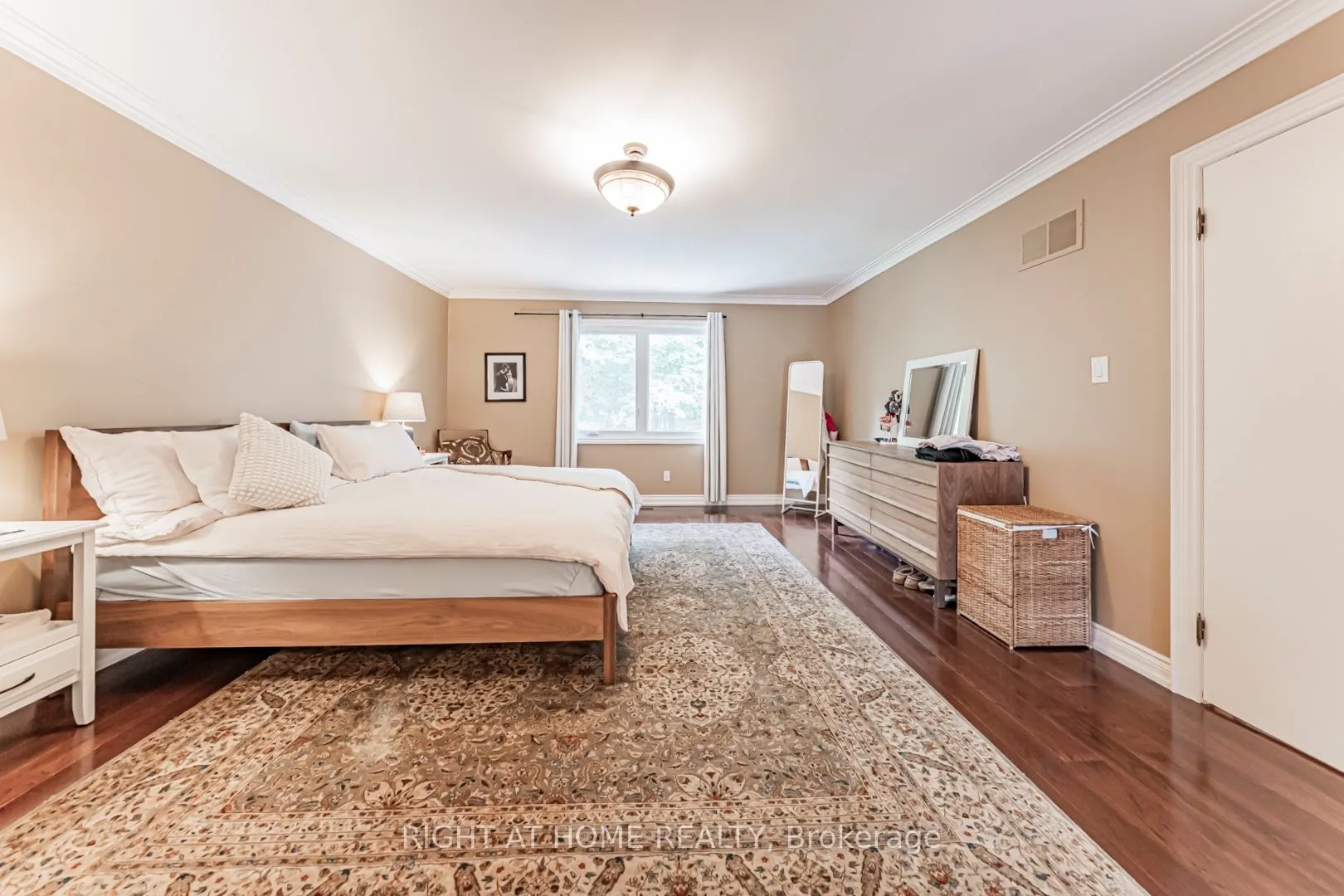 2175 Oneida Court