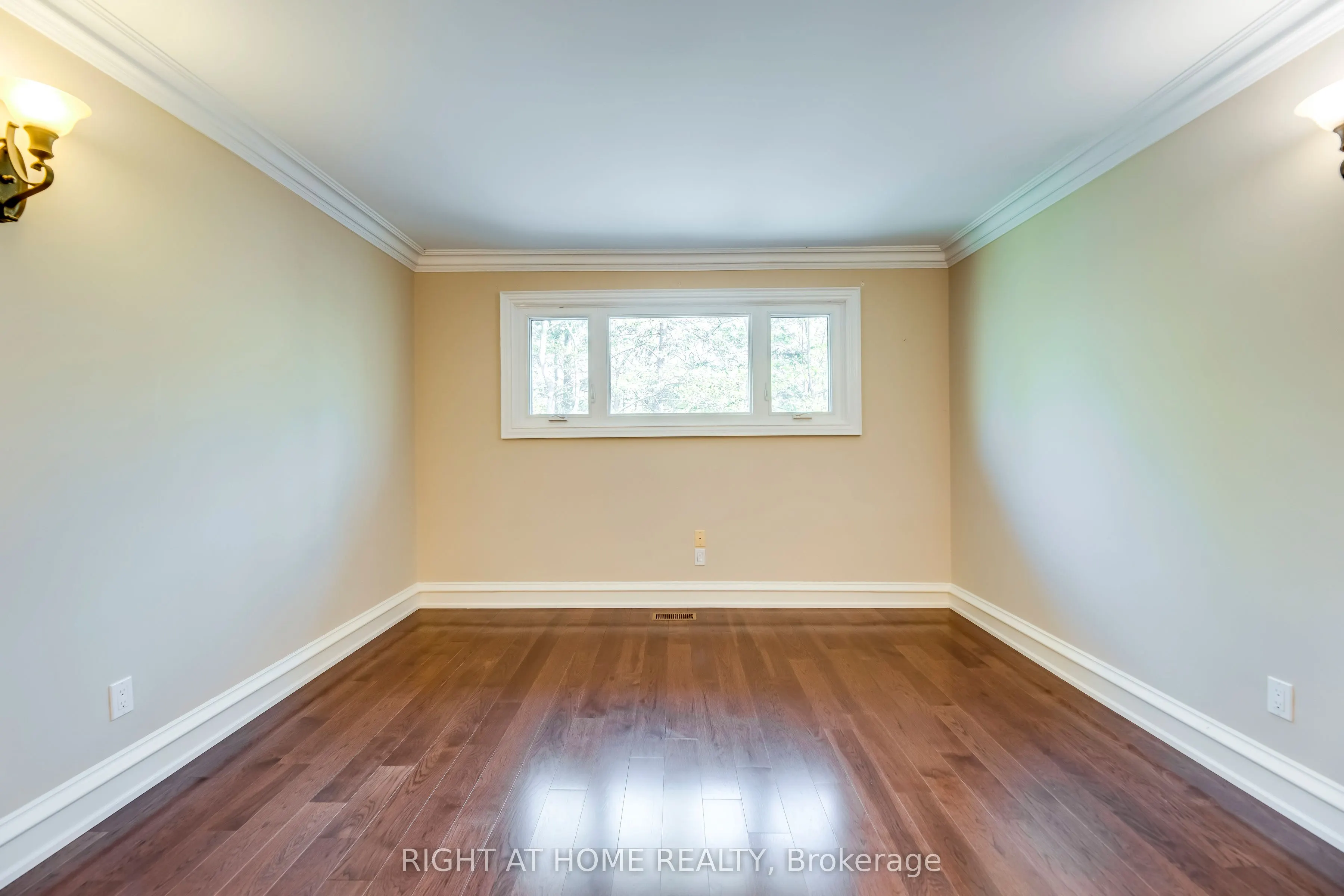 2175 Oneida Court