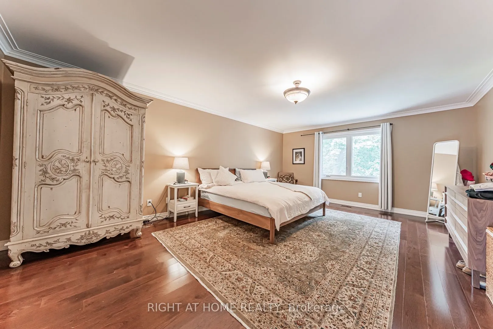 2175 Oneida Court