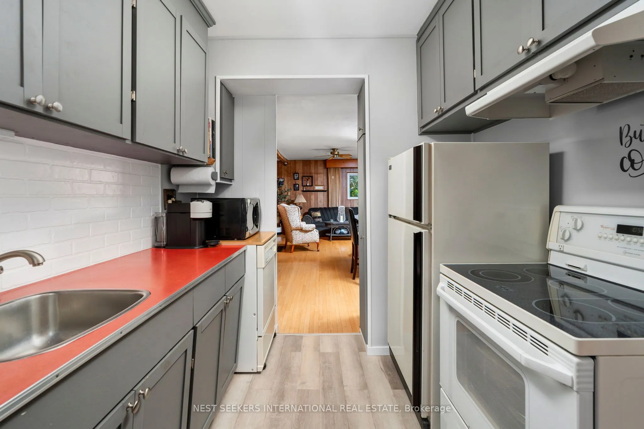 92 Ellwood Drive