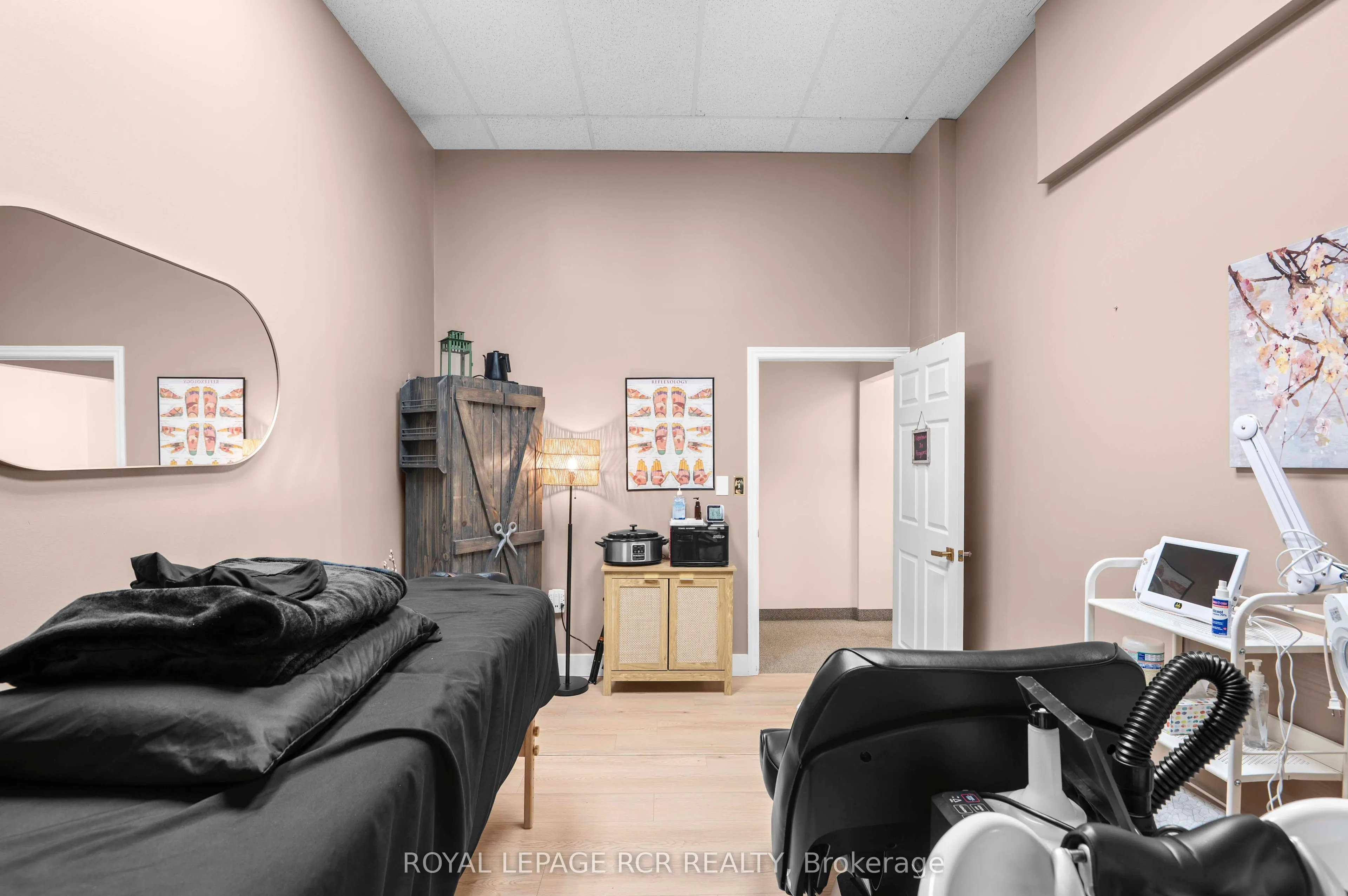 229 Broadway #20