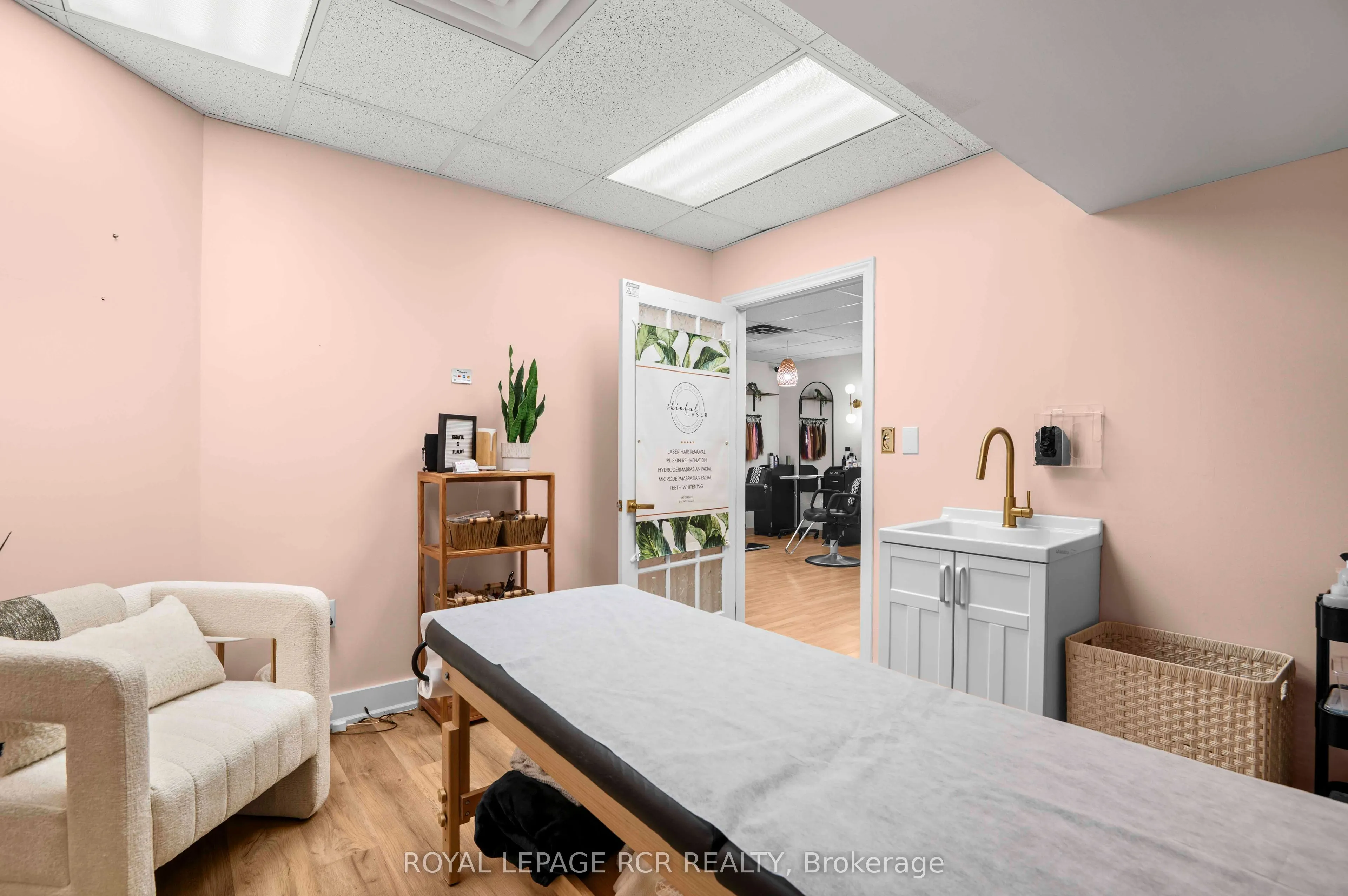 229 Broadway #20