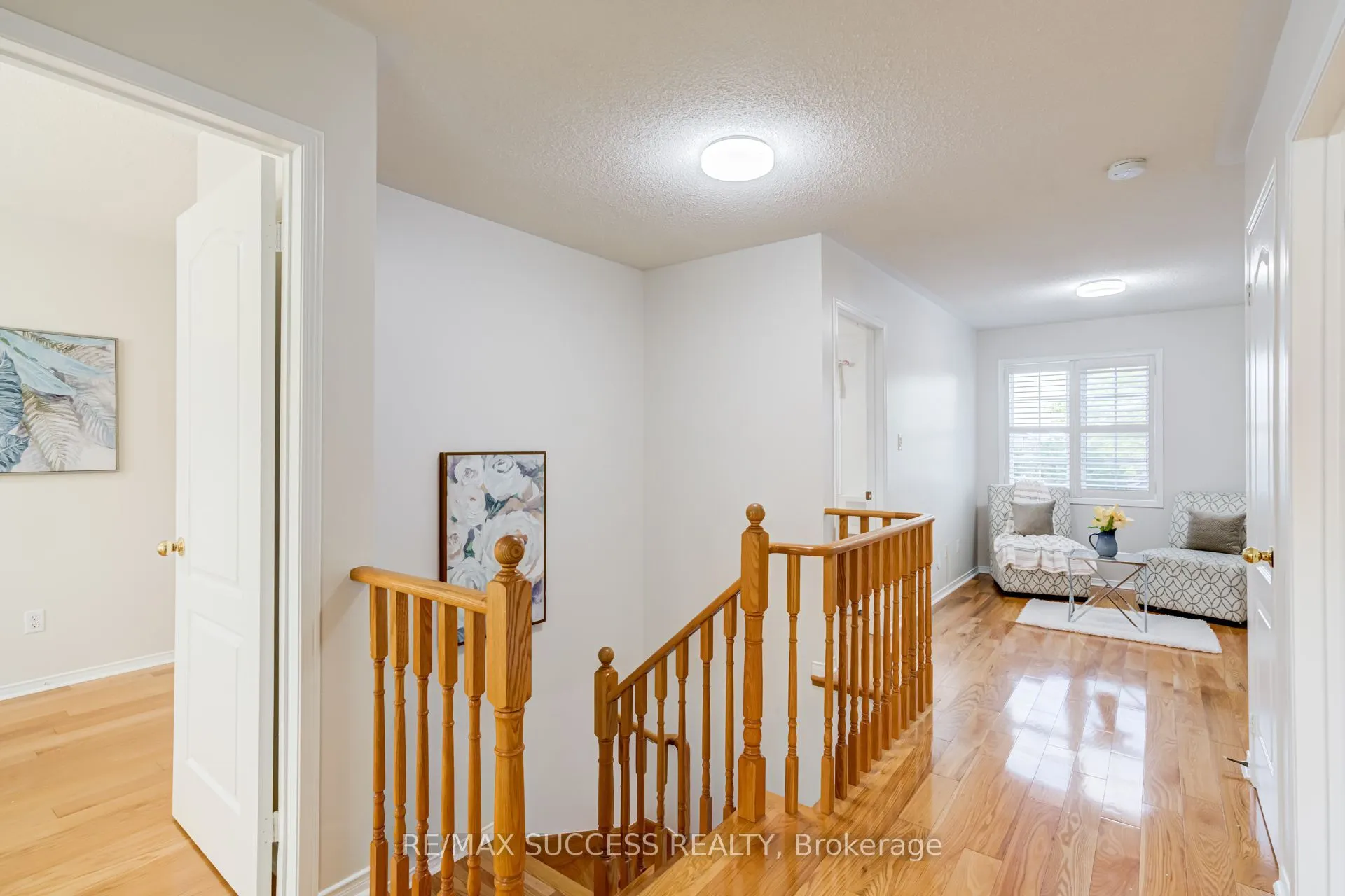 54 Ferncroft Place