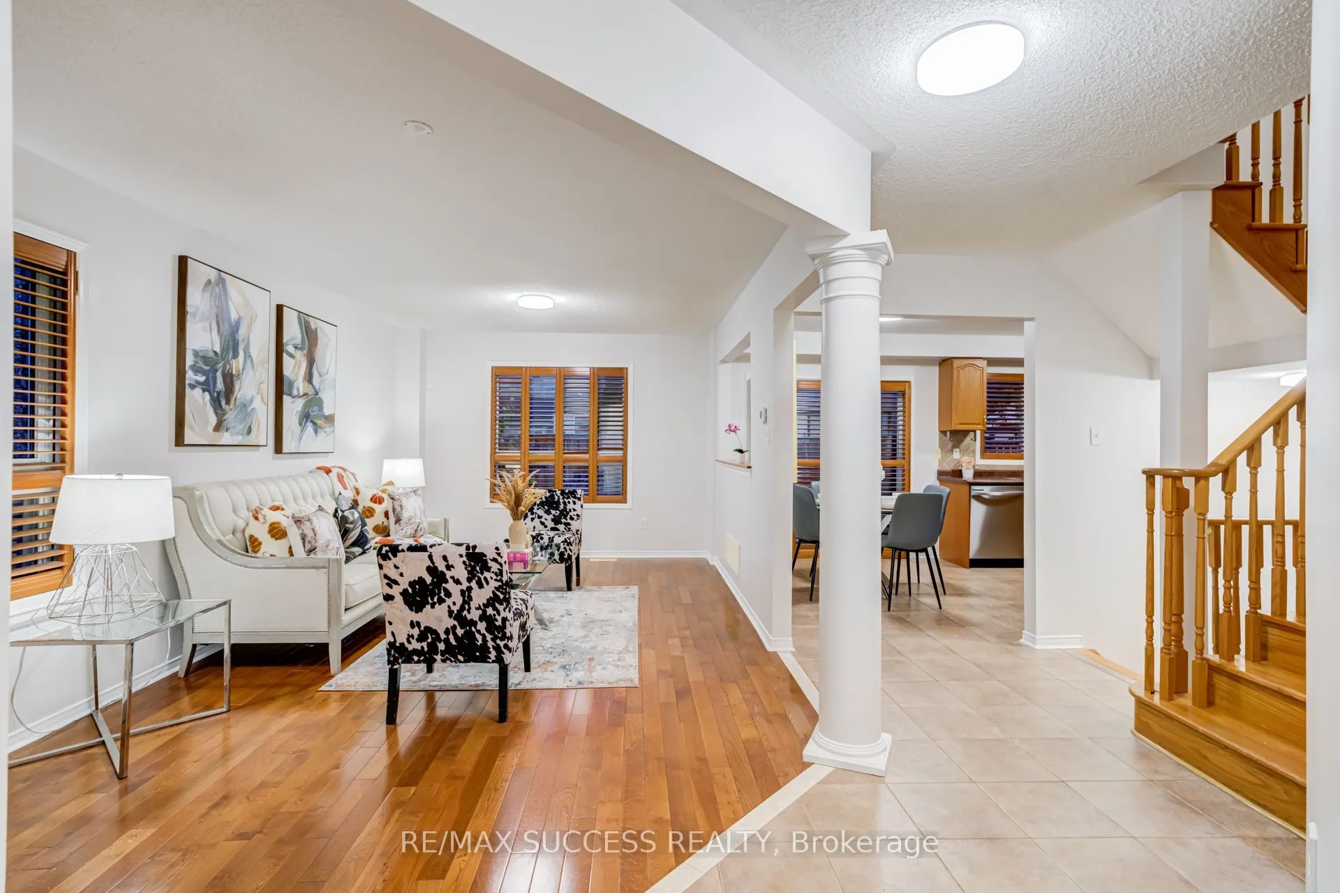 54 Ferncroft Place
