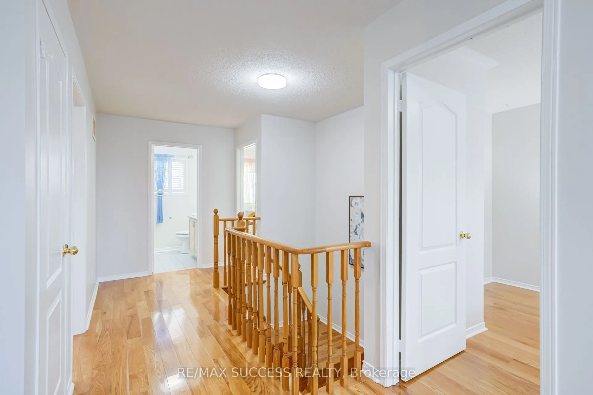 54 Ferncroft Place