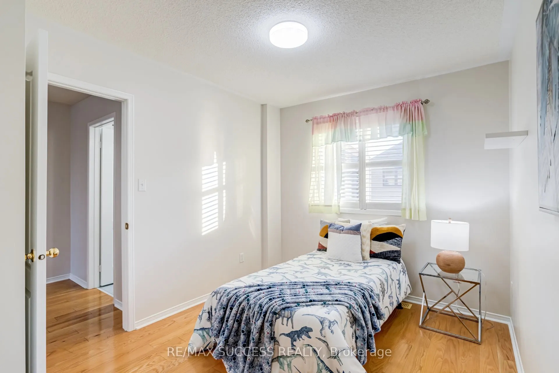 54 Ferncroft Place