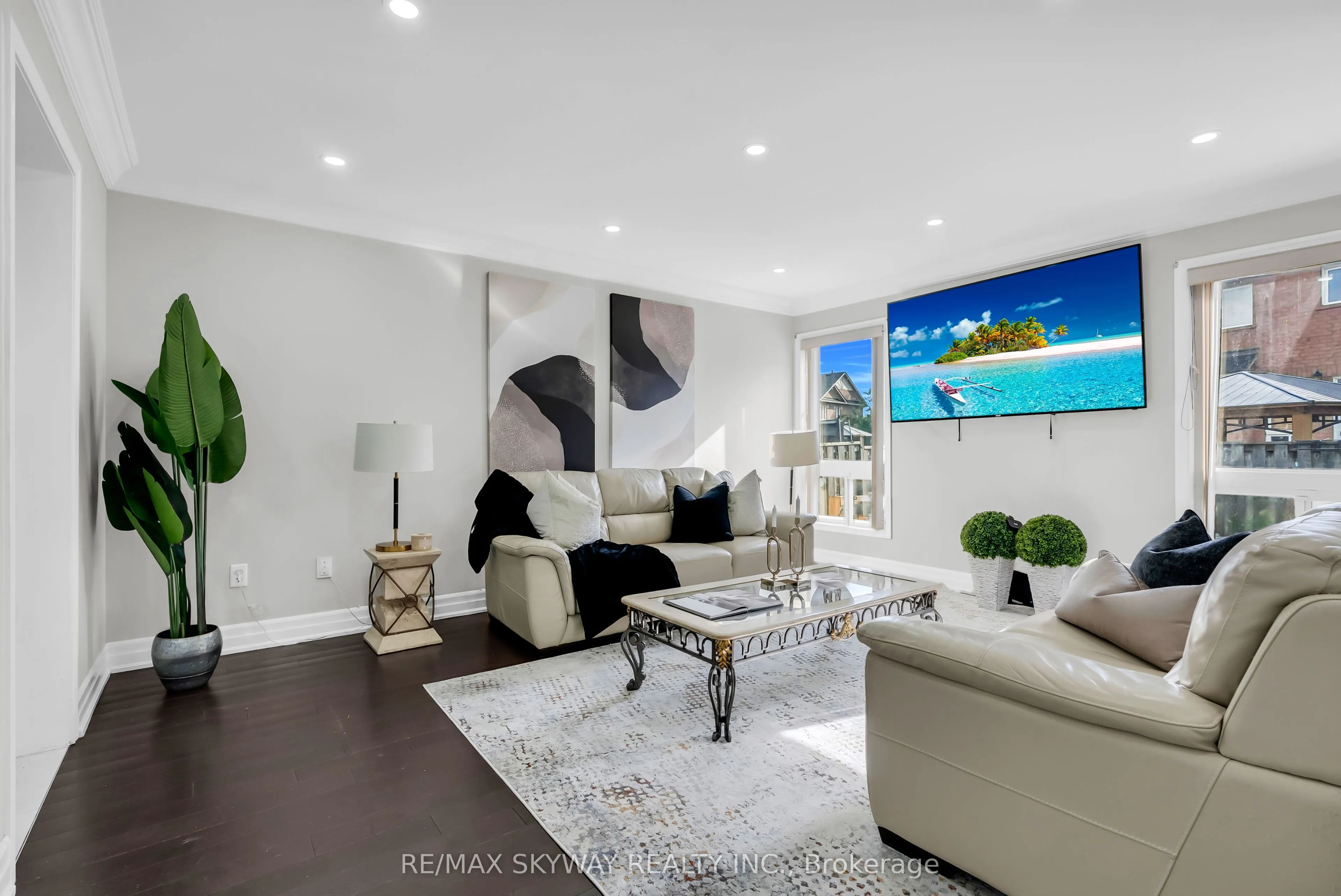 6214 Miriam Way