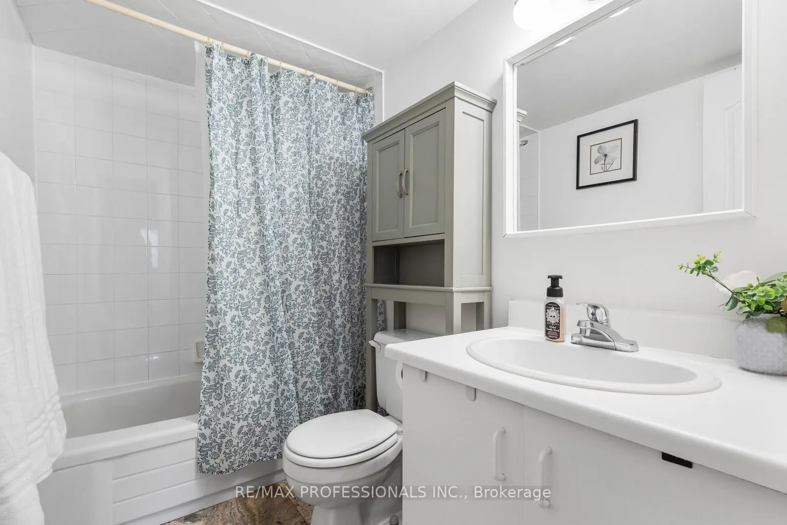 1275 Cornerbrook Place #313