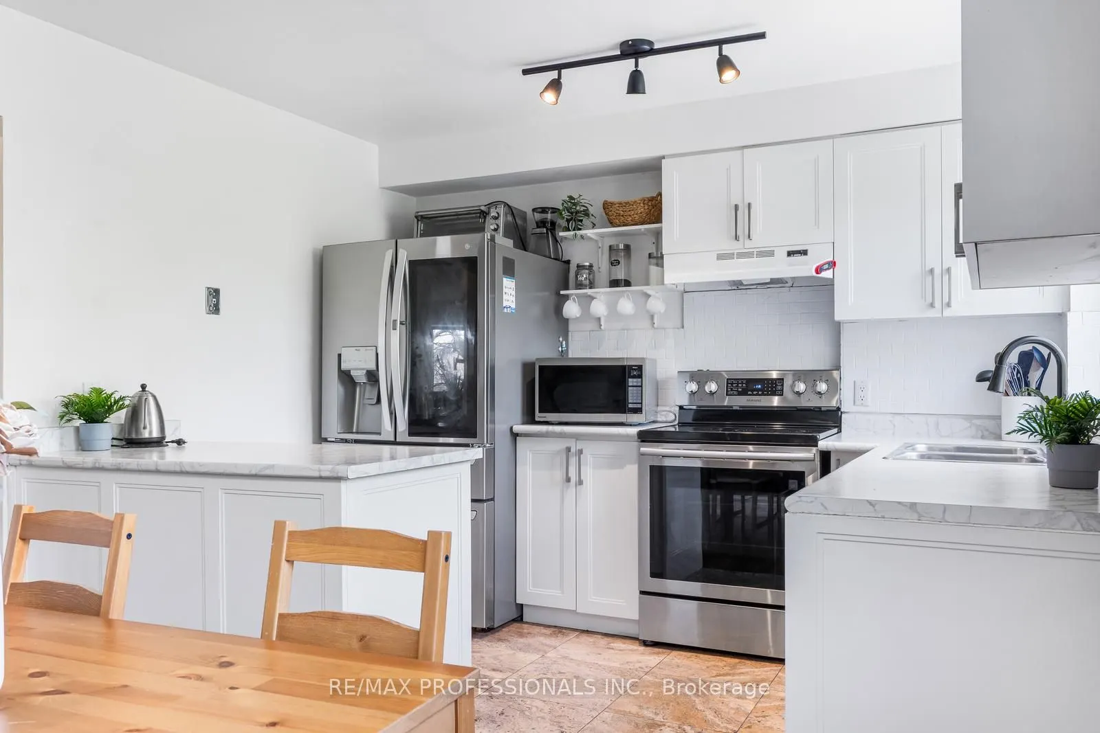 1275 Cornerbrook Place #313