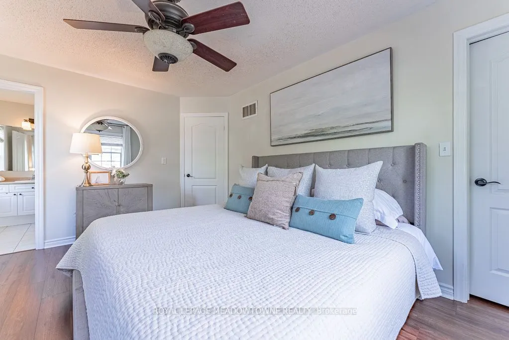 1116 Barclay Circle