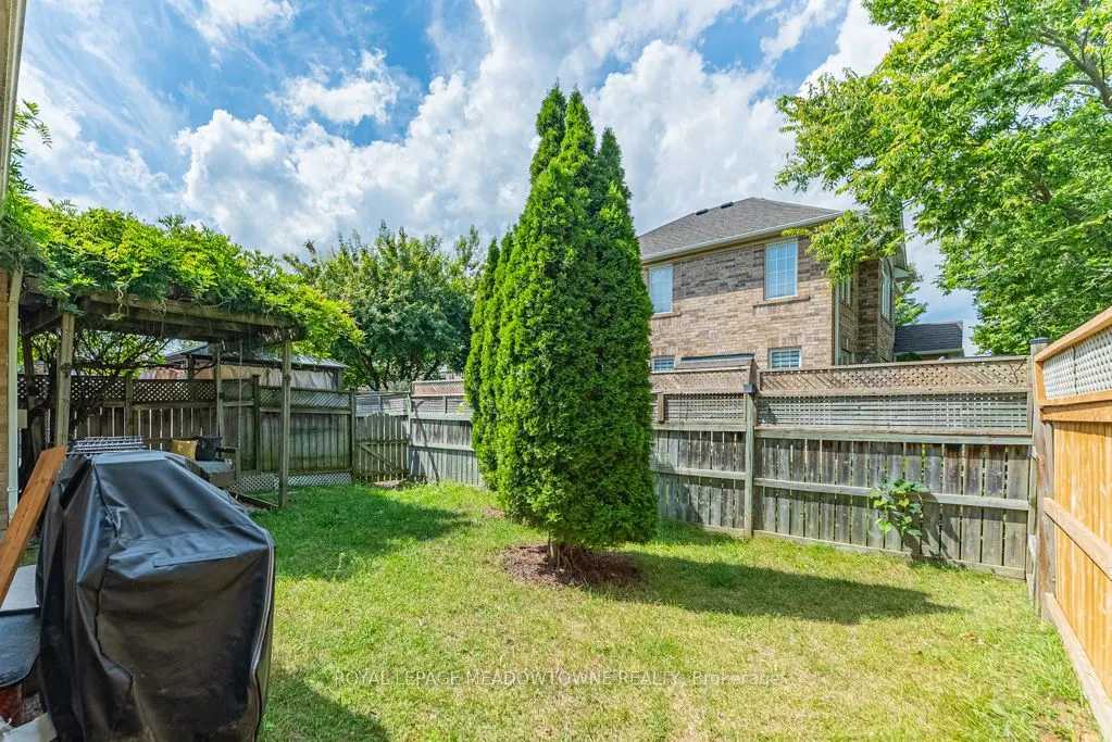 1116 Barclay Circle