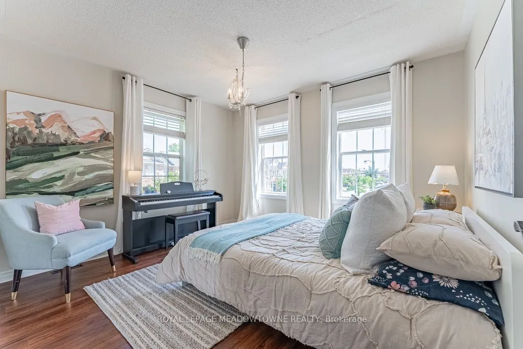 1116 Barclay Circle