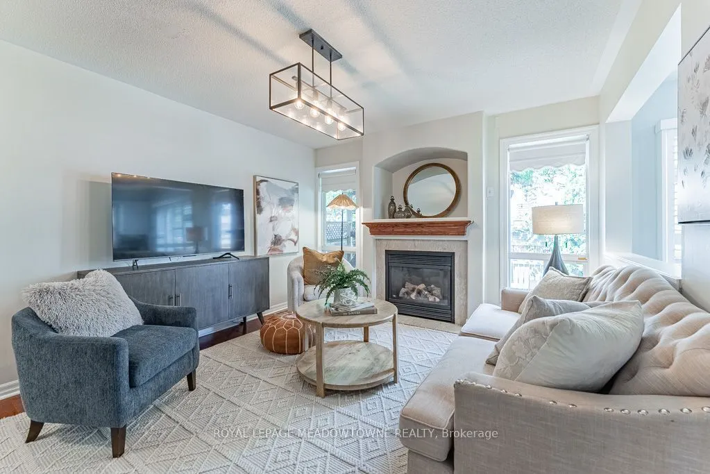 1116 Barclay Circle