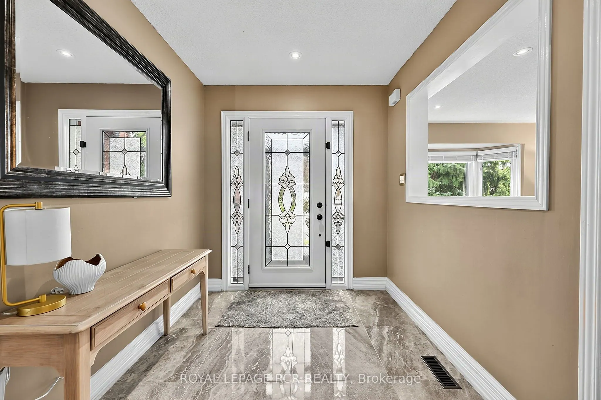 18 Mccabe Crescent