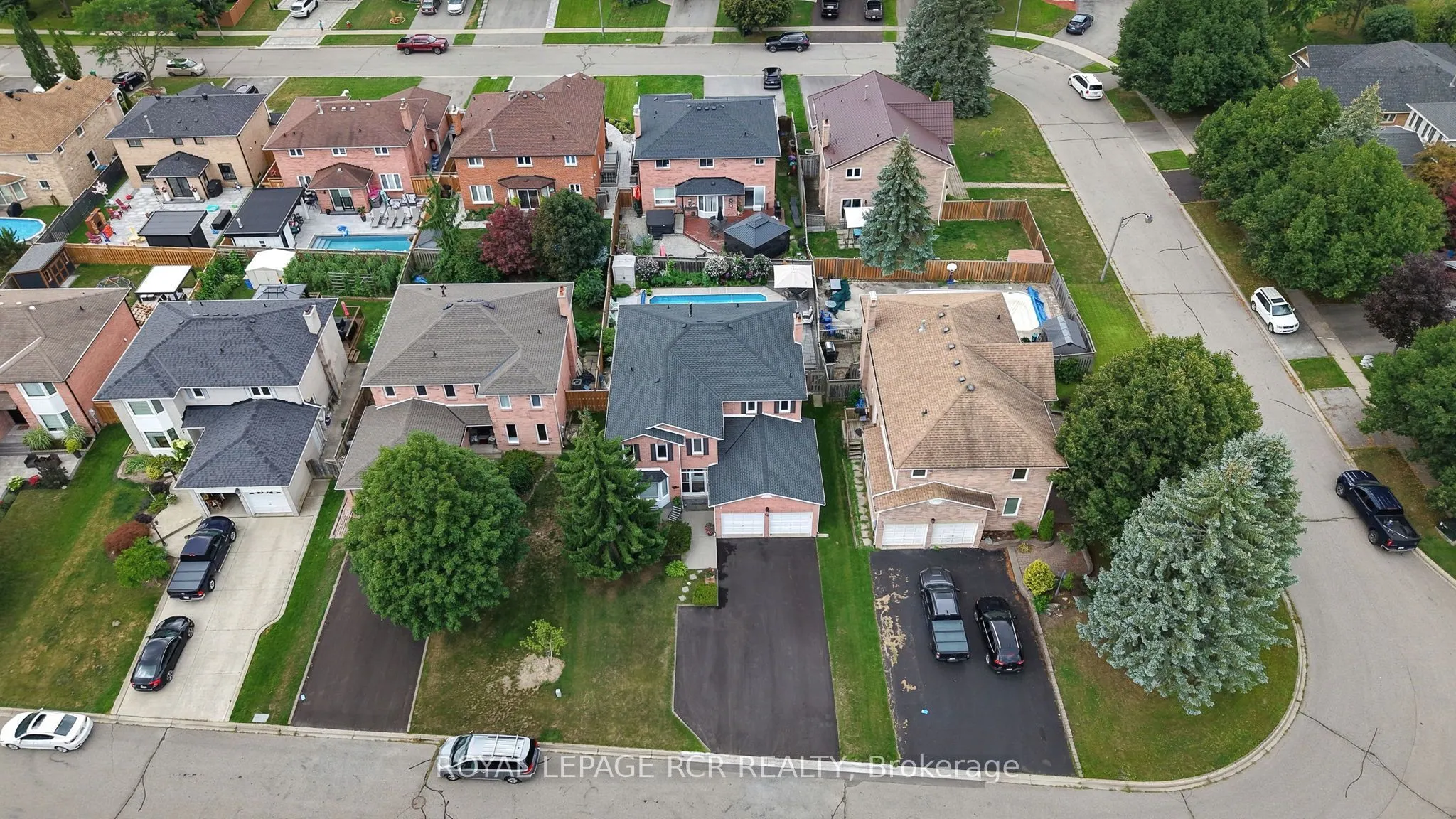 18 Mccabe Crescent