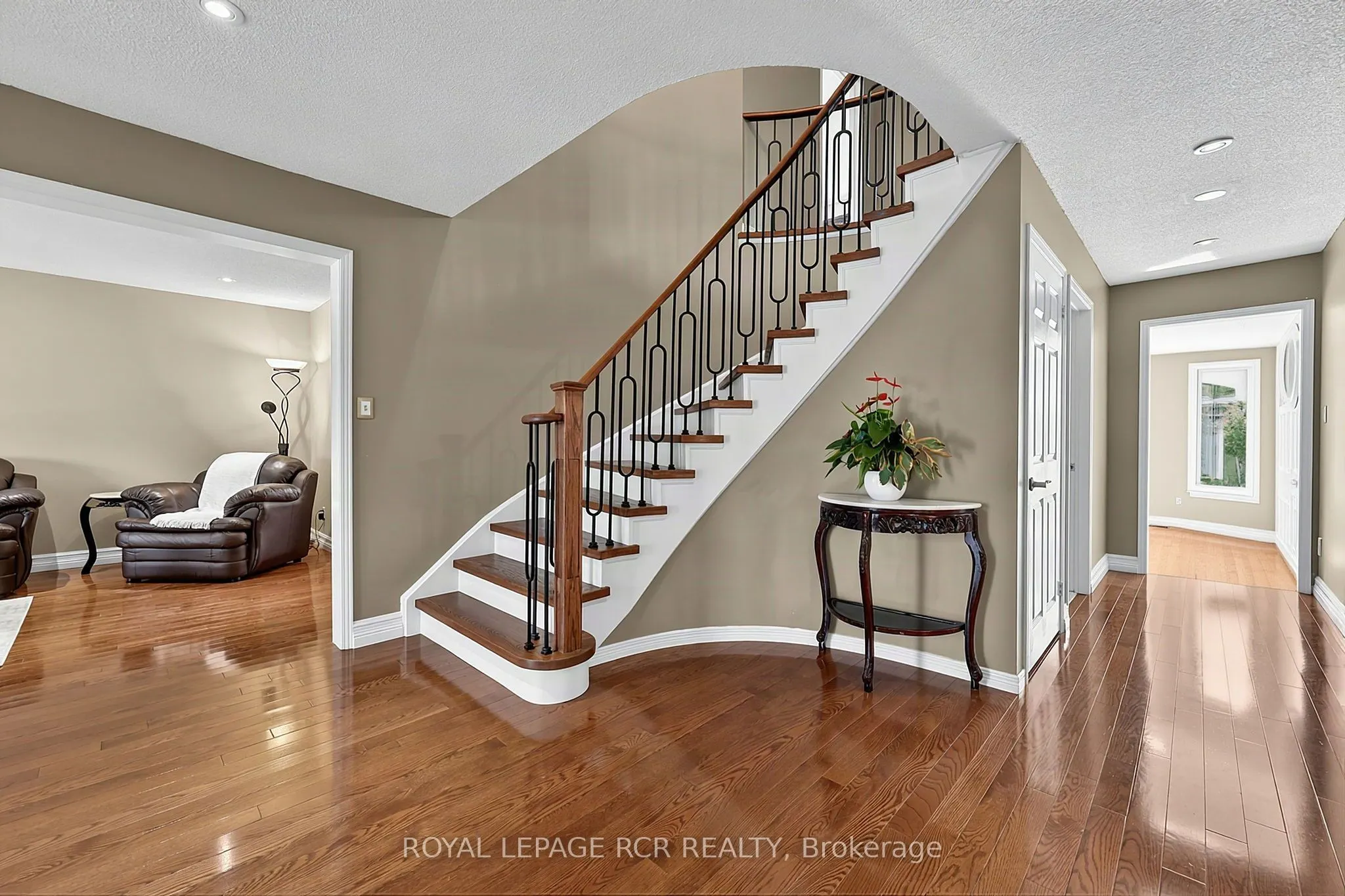 18 Mccabe Crescent
