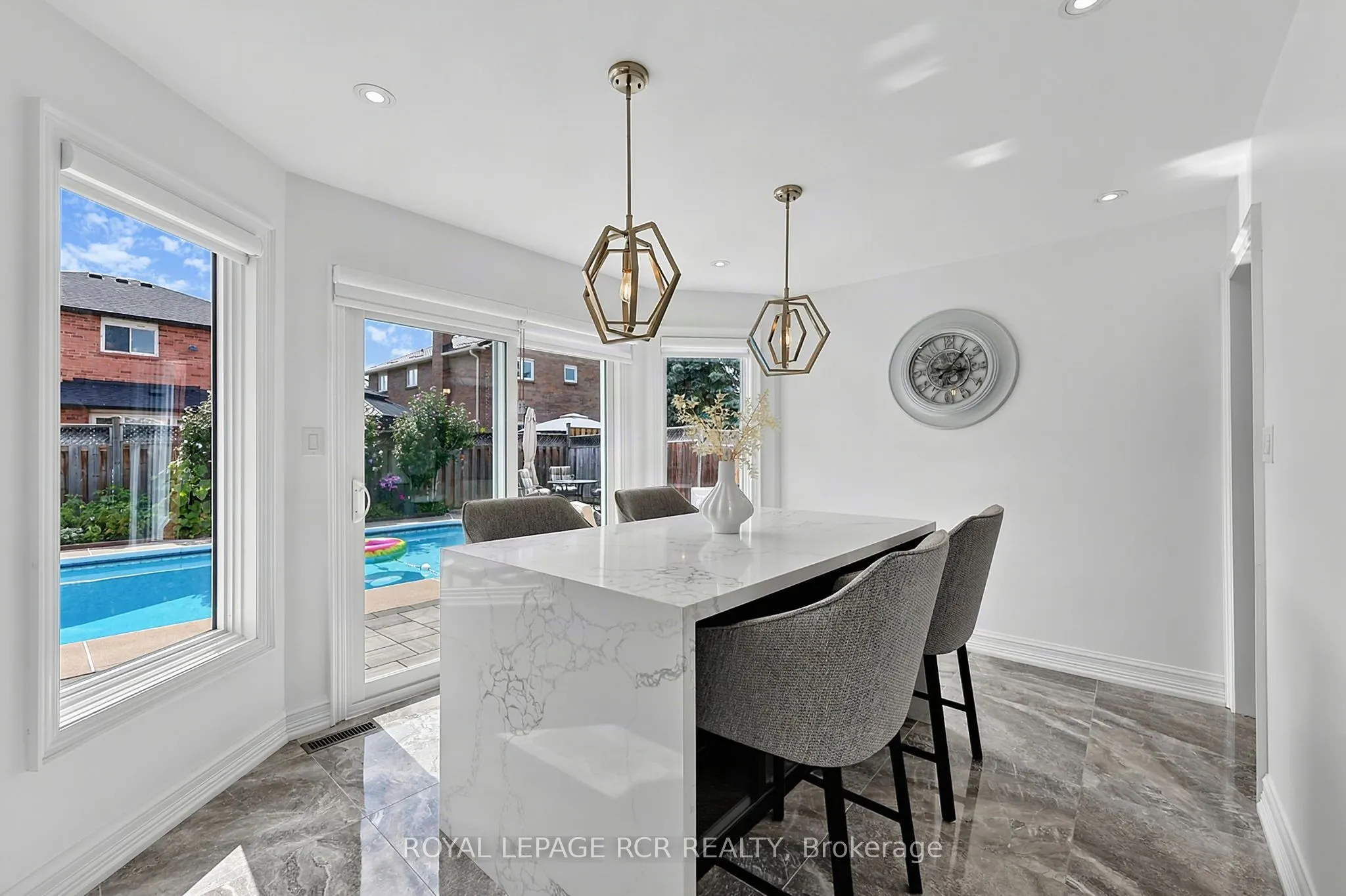 18 Mccabe Crescent