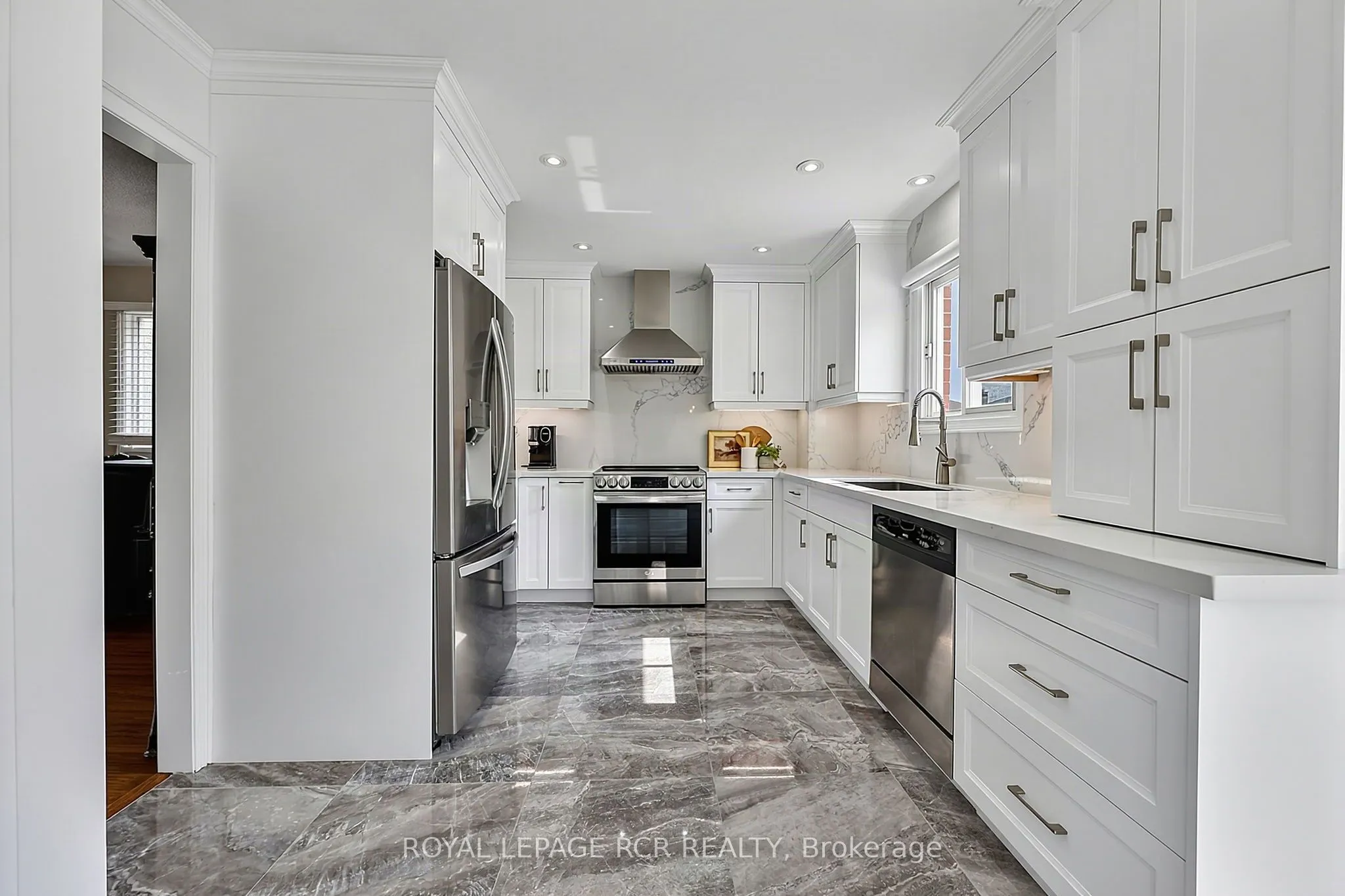 18 Mccabe Crescent
