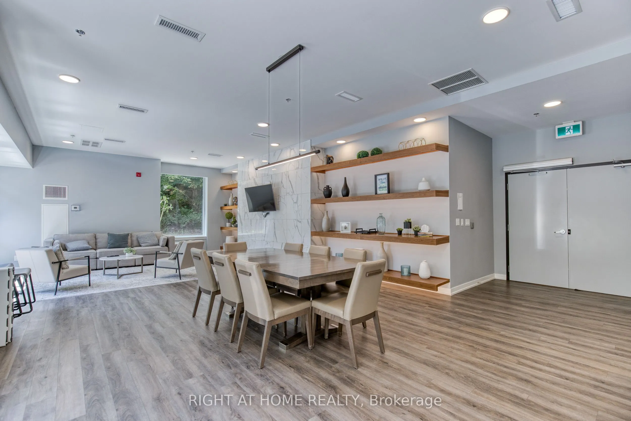 50 Ann Street #316