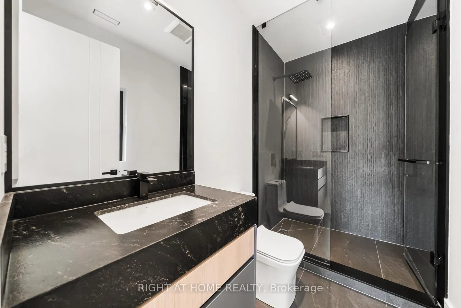 1205 Canterbury Road