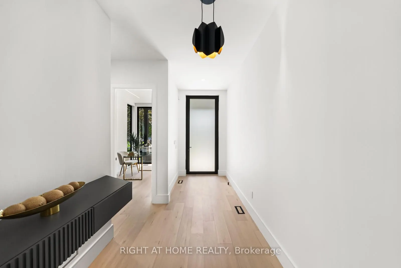 1205 Canterbury Road