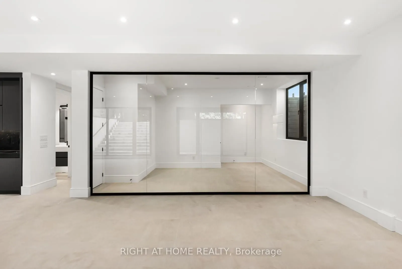 1205 Canterbury Road