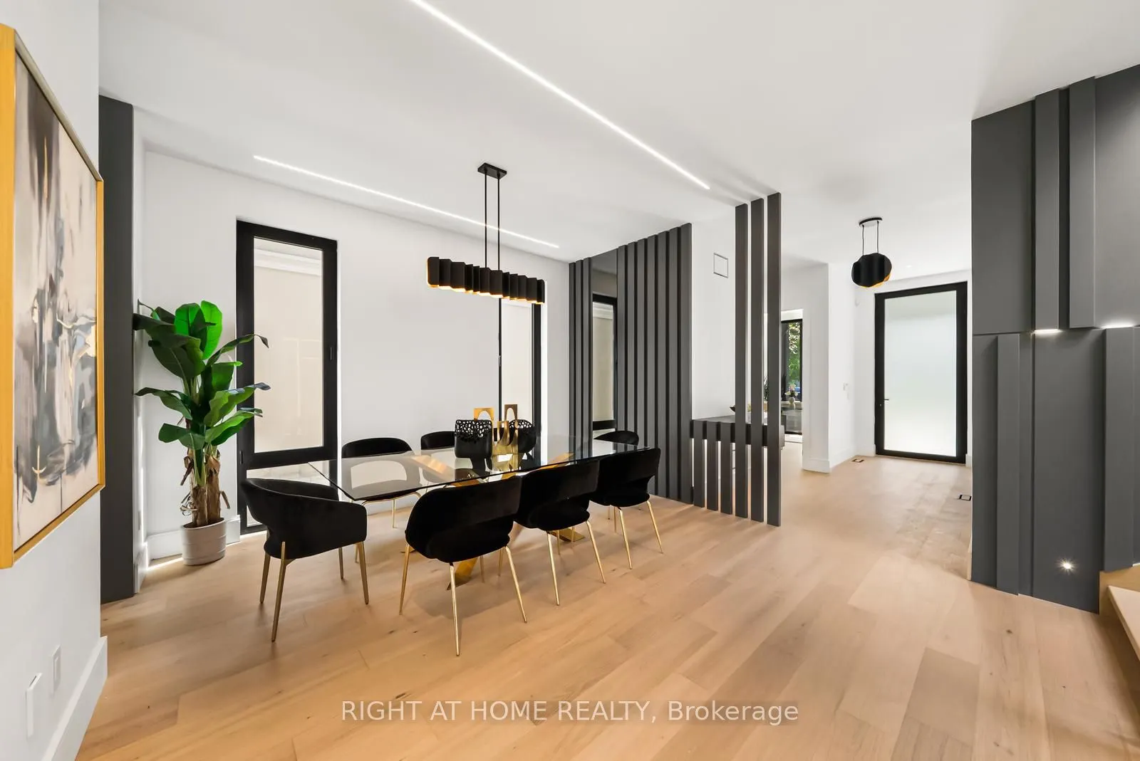 1205 Canterbury Road