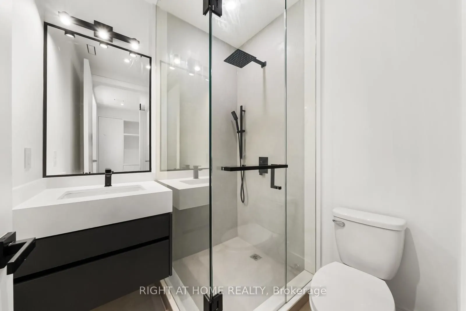 1205 Canterbury Road