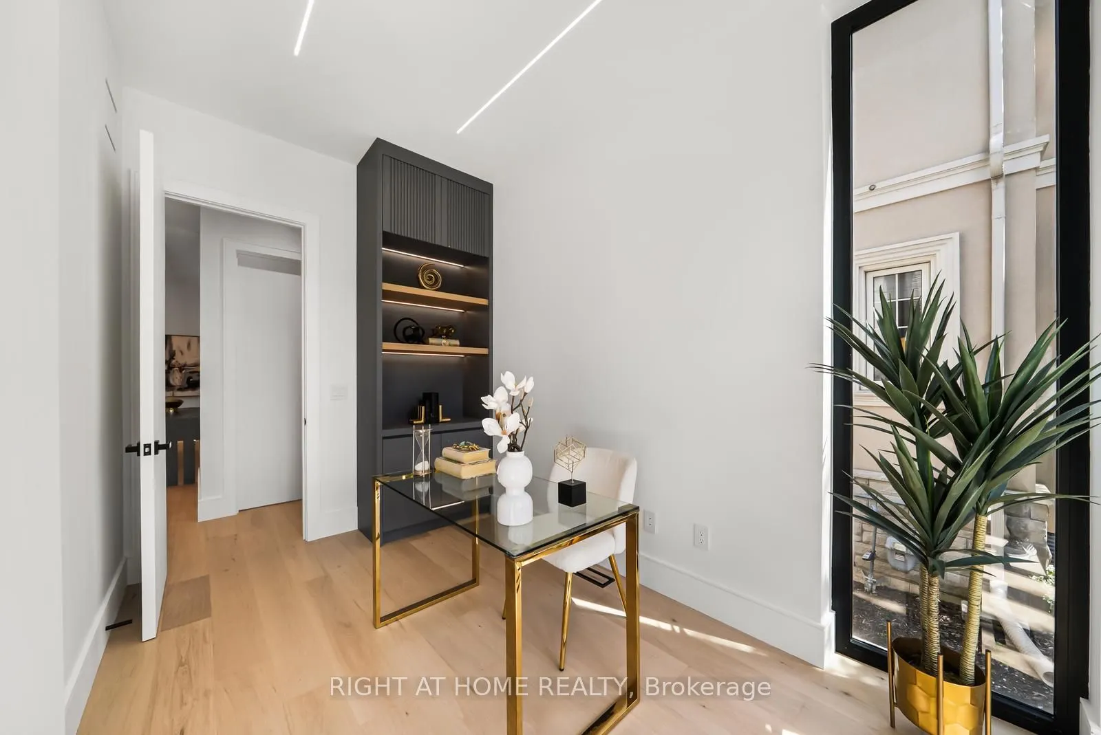 1205 Canterbury Road
