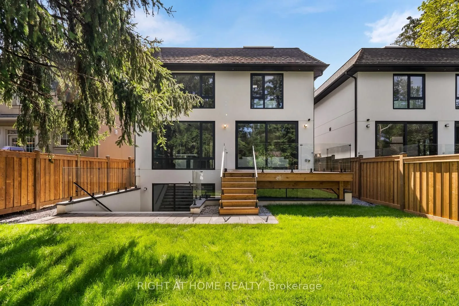 1205 Canterbury Road