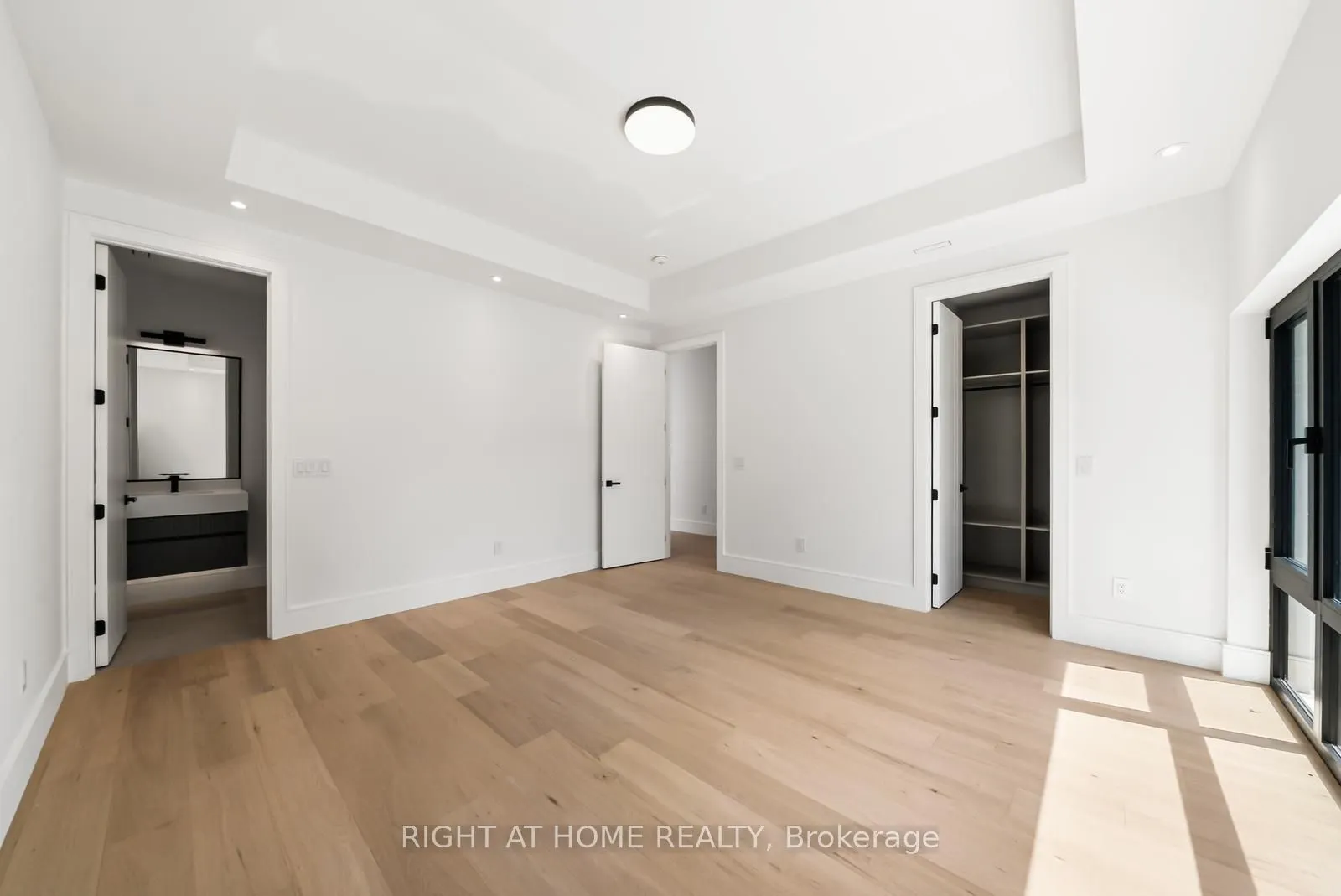1205 Canterbury Road