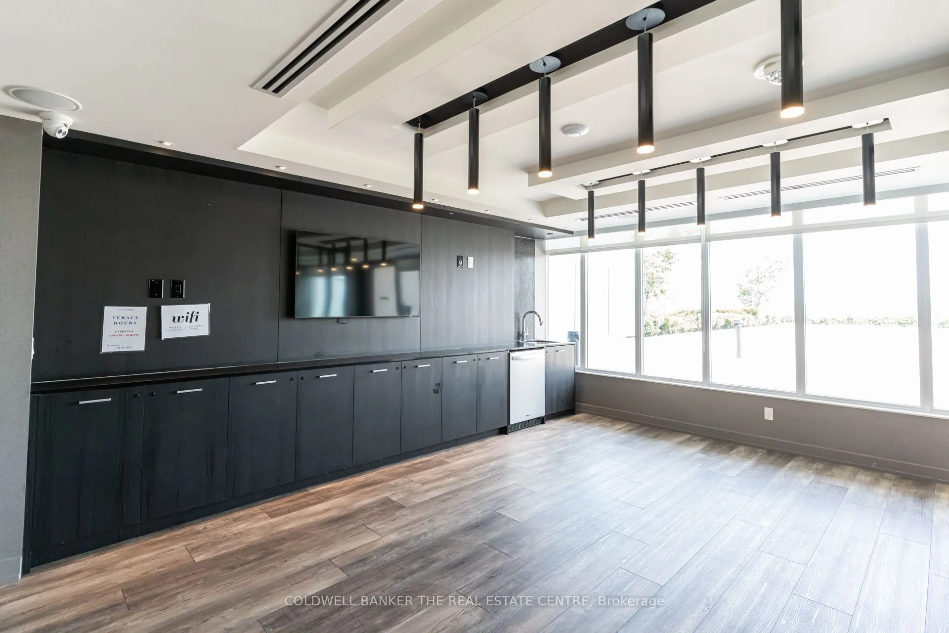 10 Wilby Crescent #412