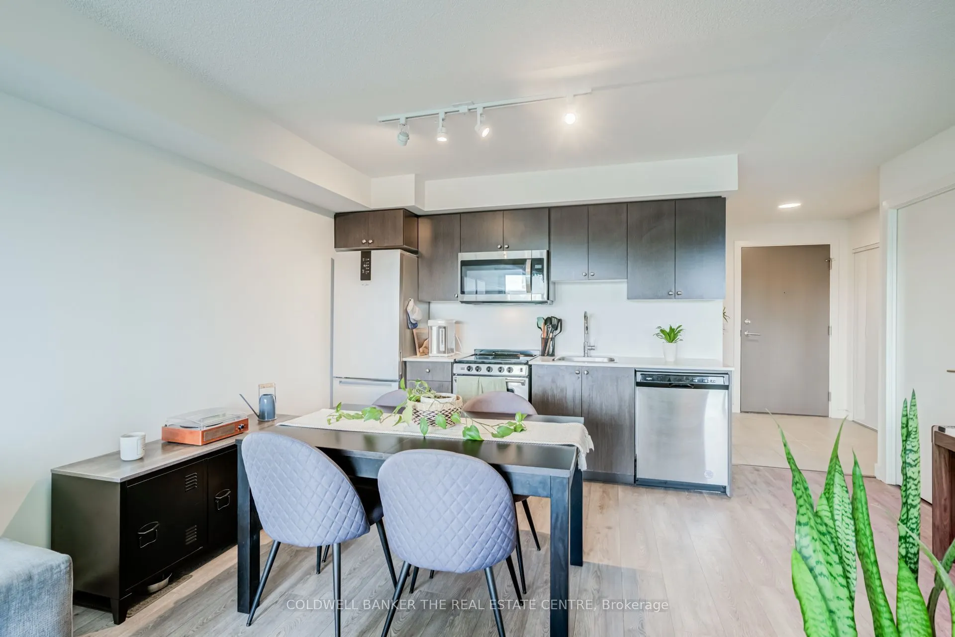 10 Wilby Crescent #412