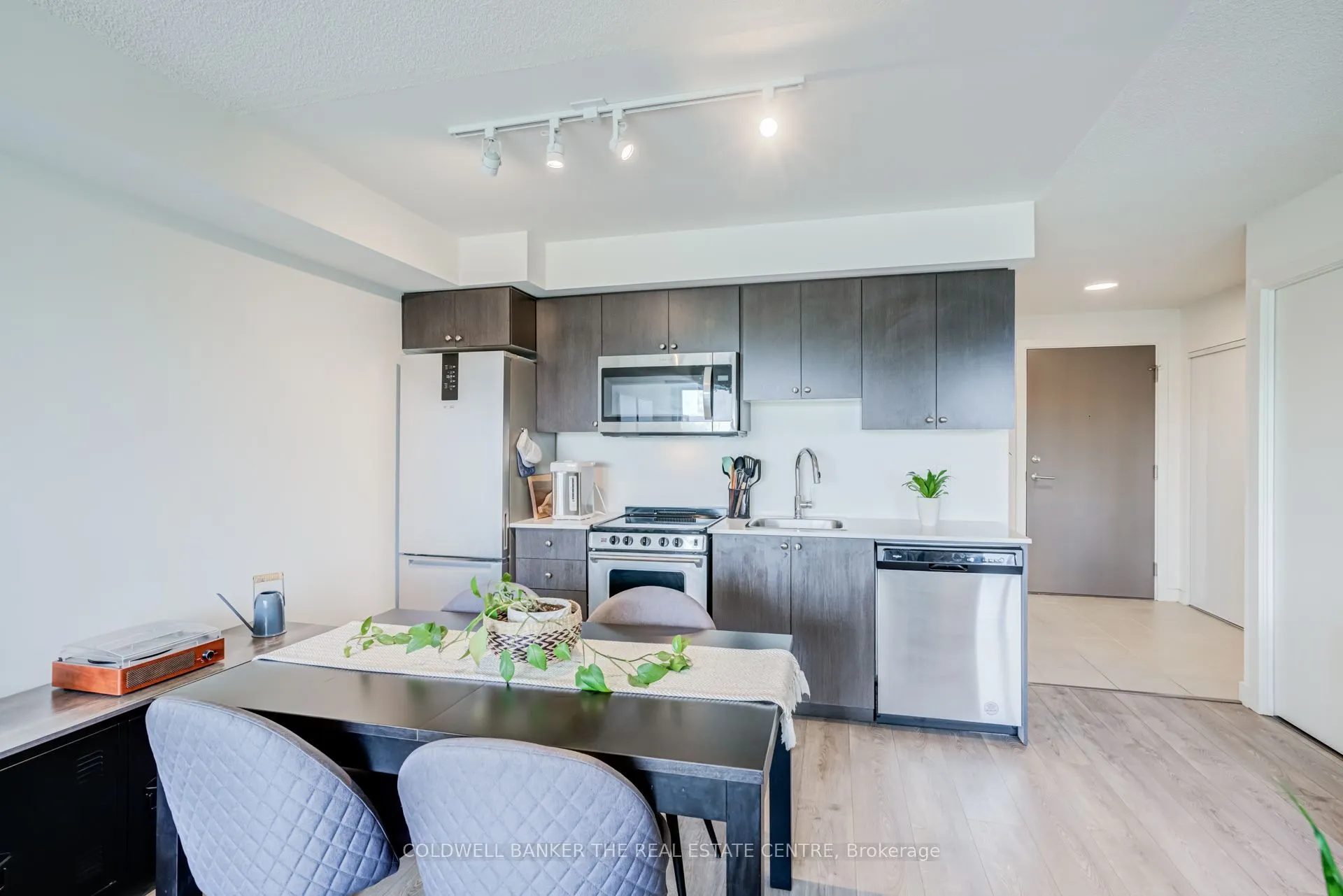 10 Wilby Crescent #412