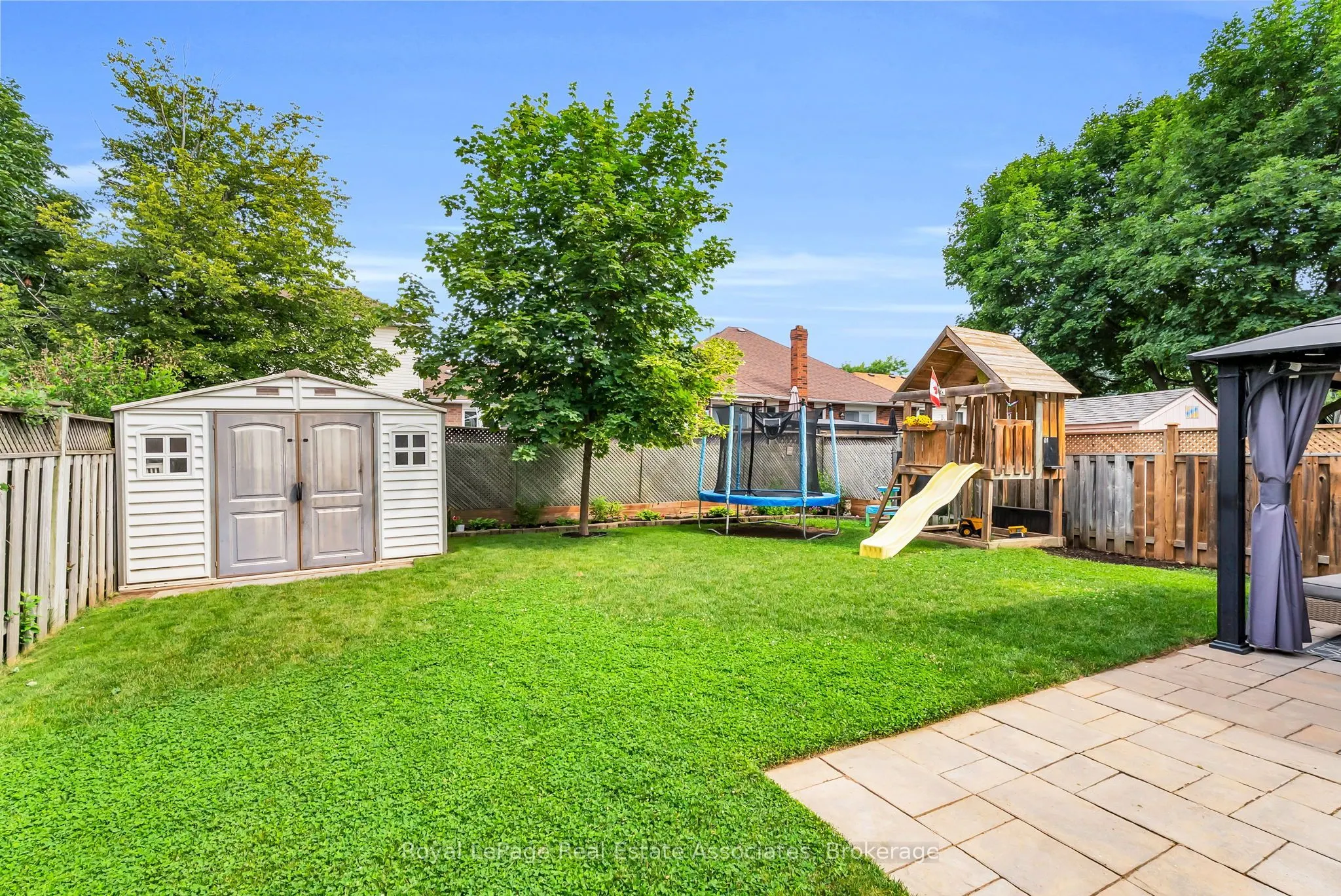 22 Mccullough Crescent