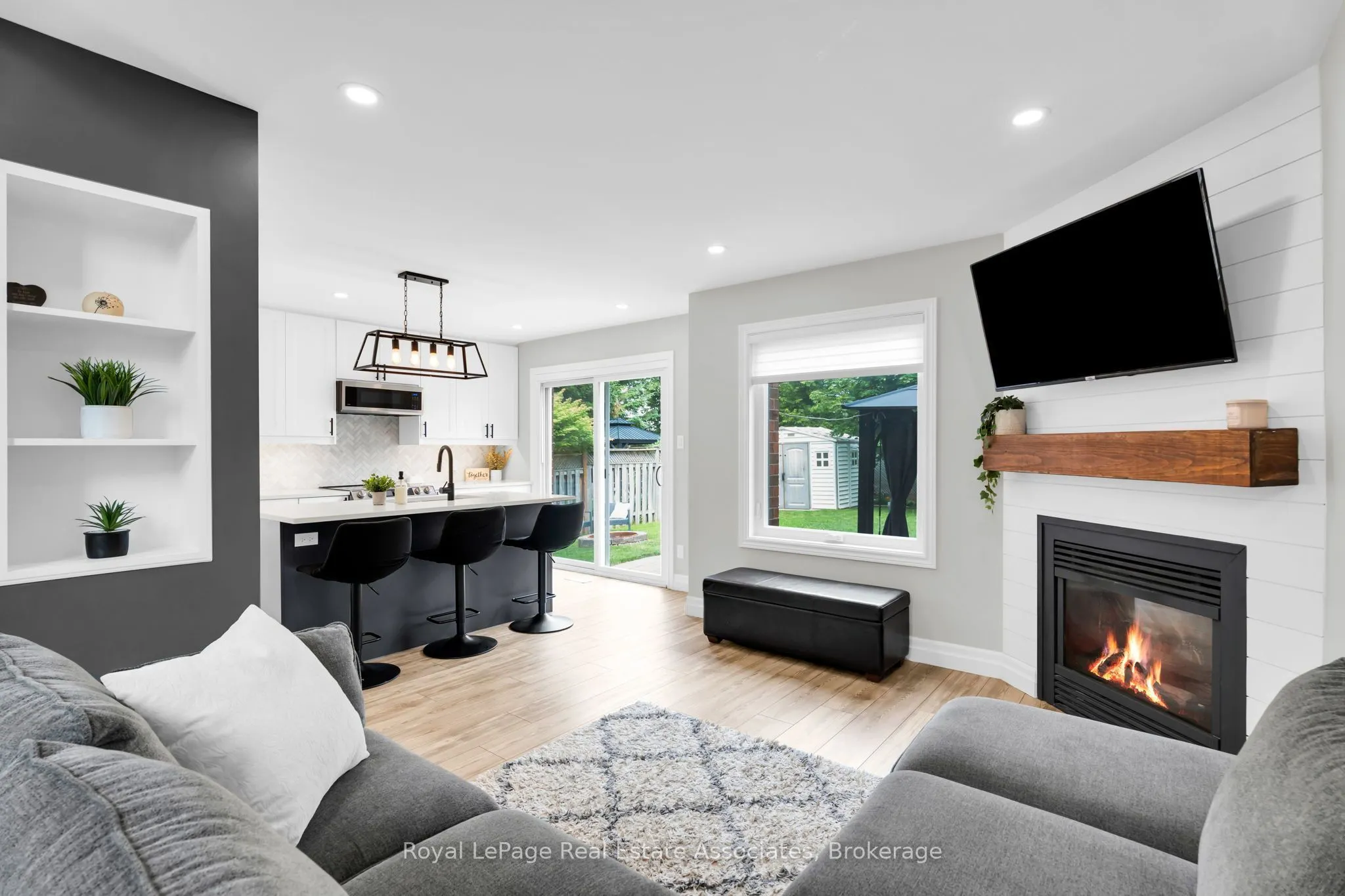 22 Mccullough Crescent