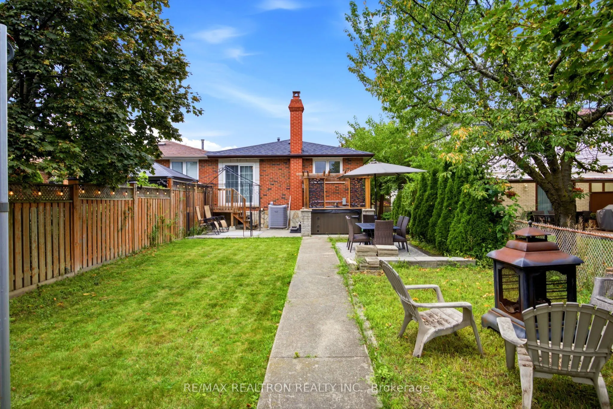 118 Surbray Grove