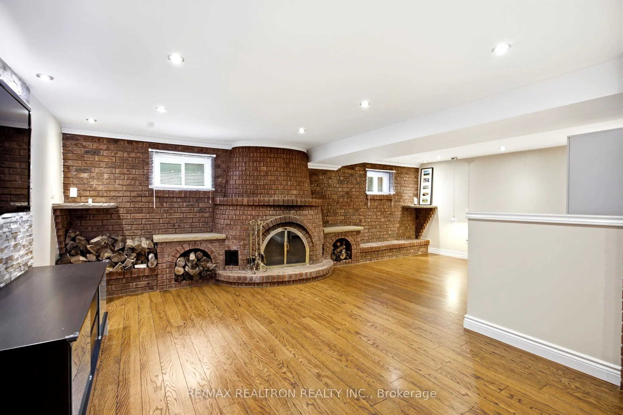 118 Surbray Grove
