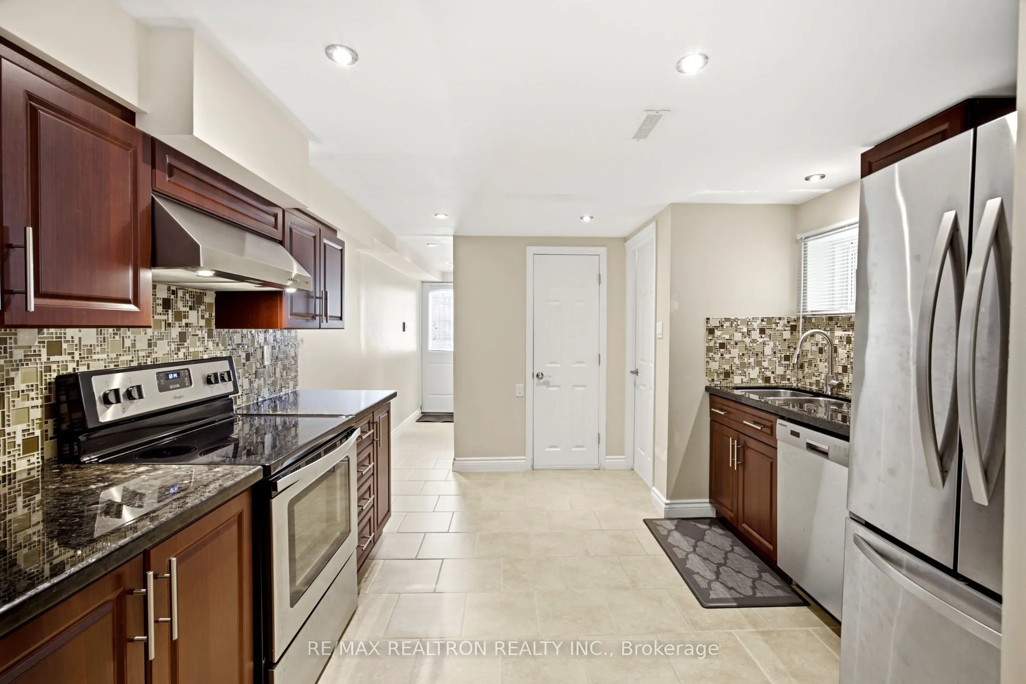 118 Surbray Grove