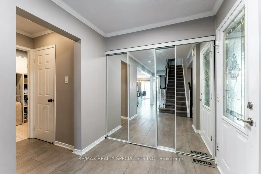 34 Killaloe Crescent