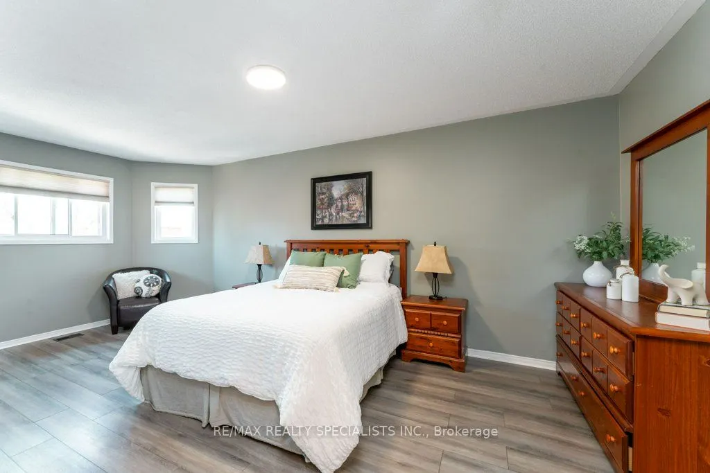 34 Killaloe Crescent