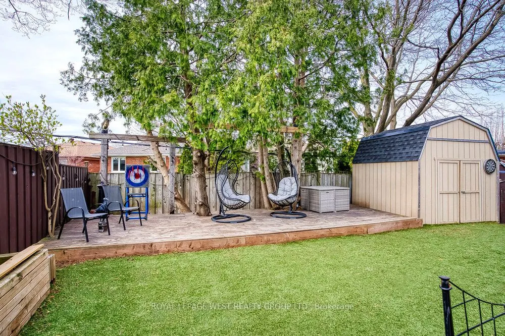 12 Leavenworth Crescent