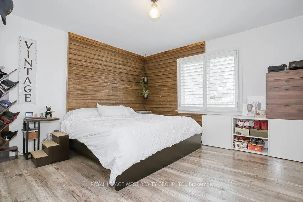 12 Leavenworth Crescent