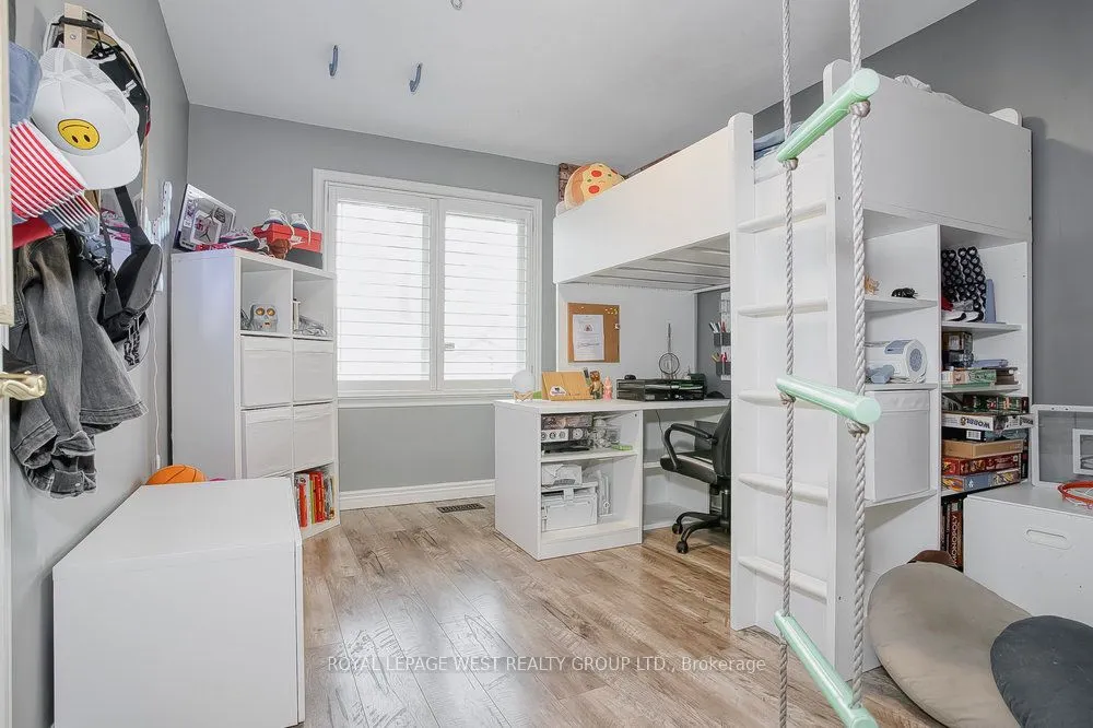 12 Leavenworth Crescent