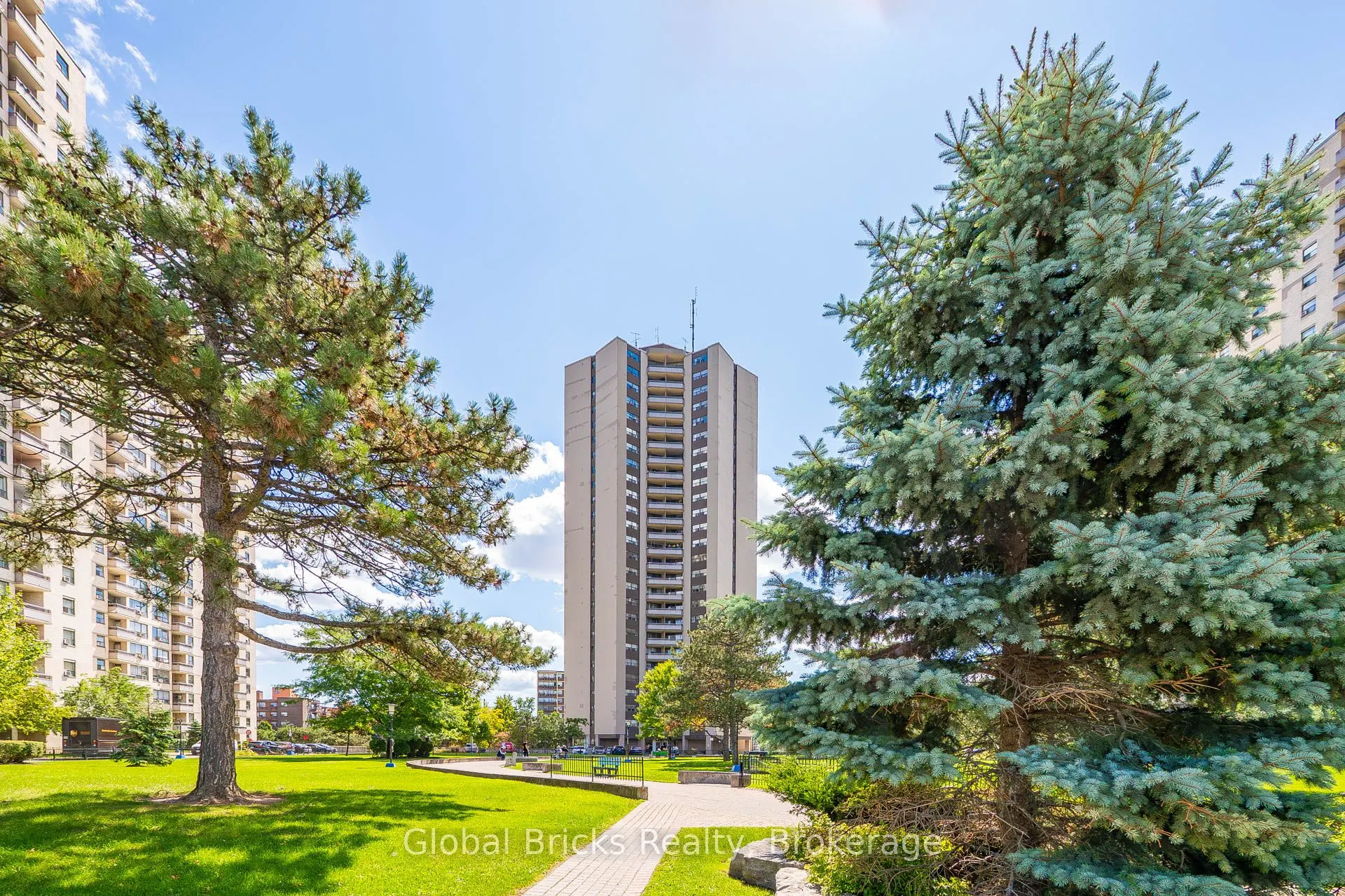 380 Dixon Road #1904