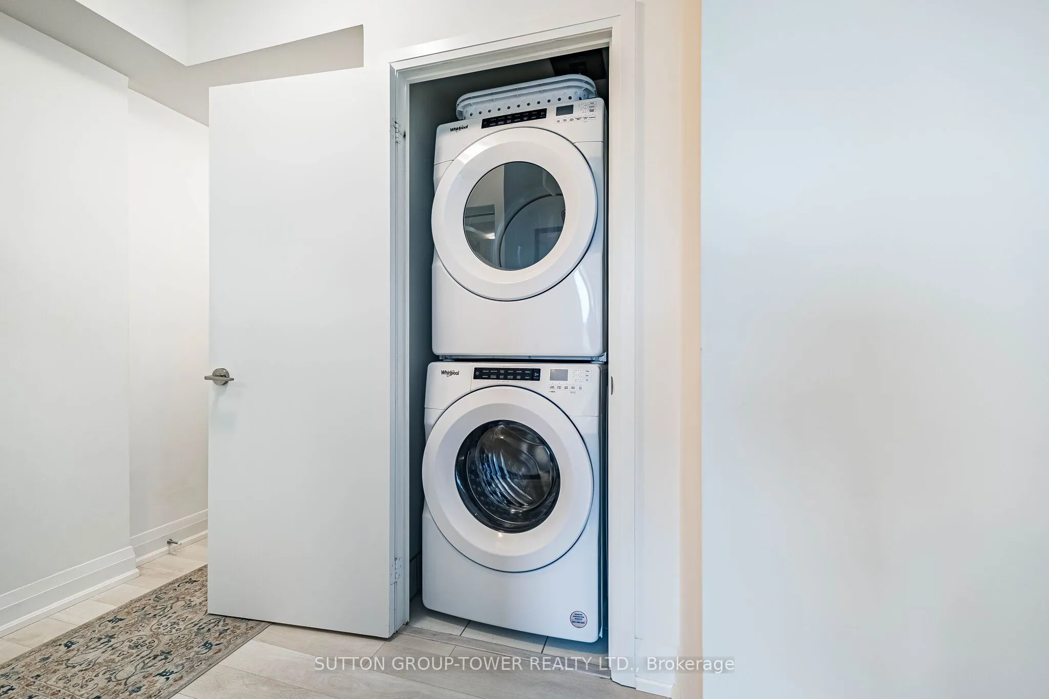 1461 Lawrence Avenue W #609