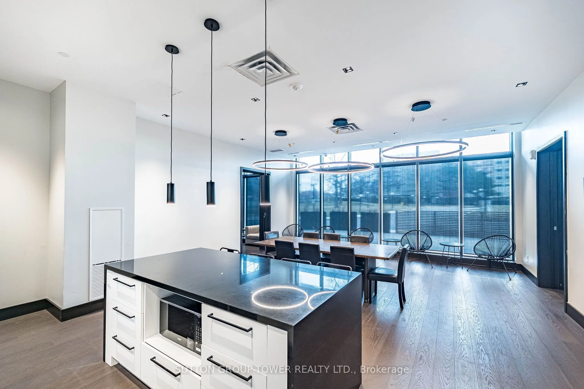 1461 Lawrence Avenue W #609