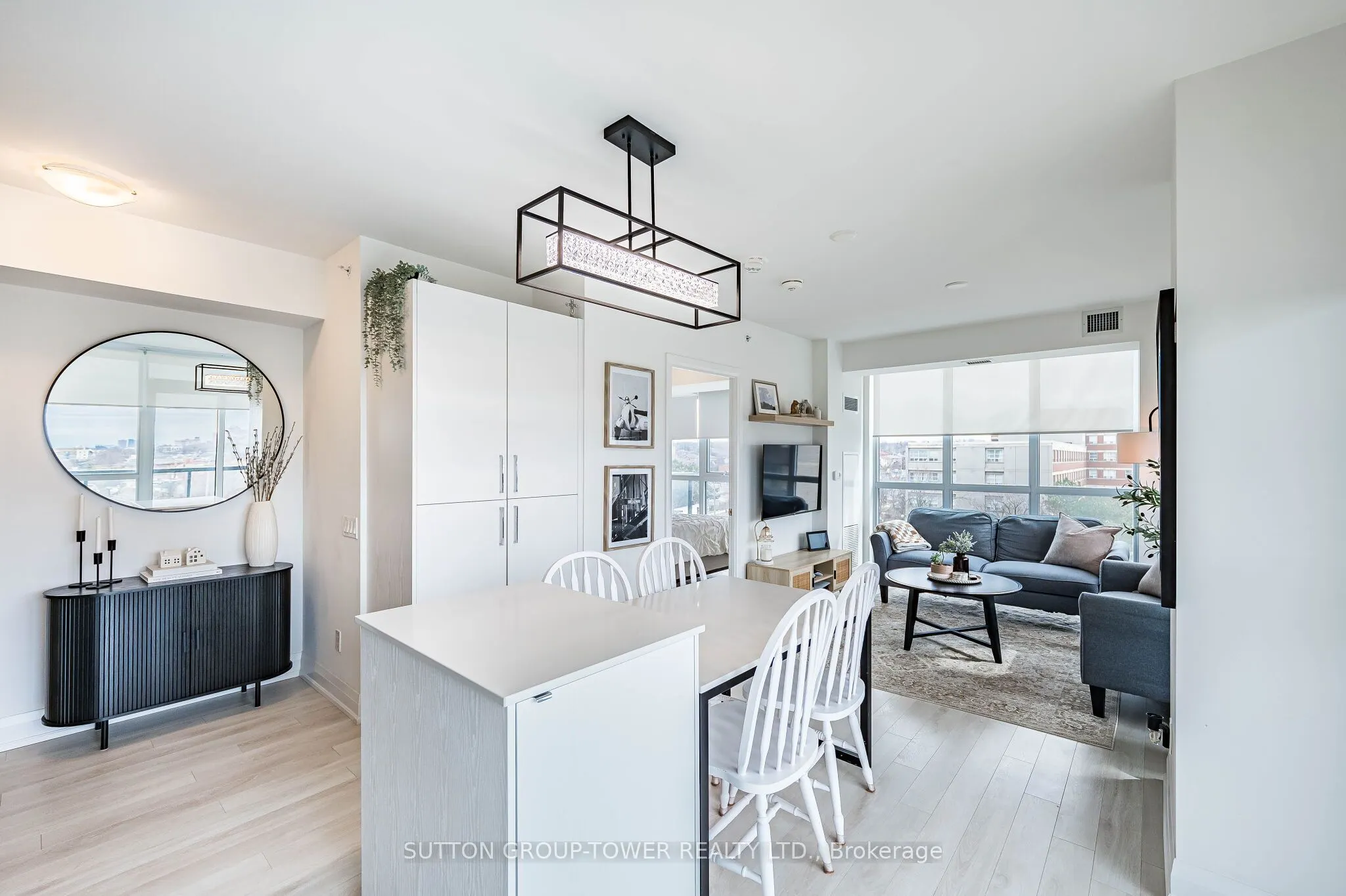 1461 Lawrence Avenue W #609