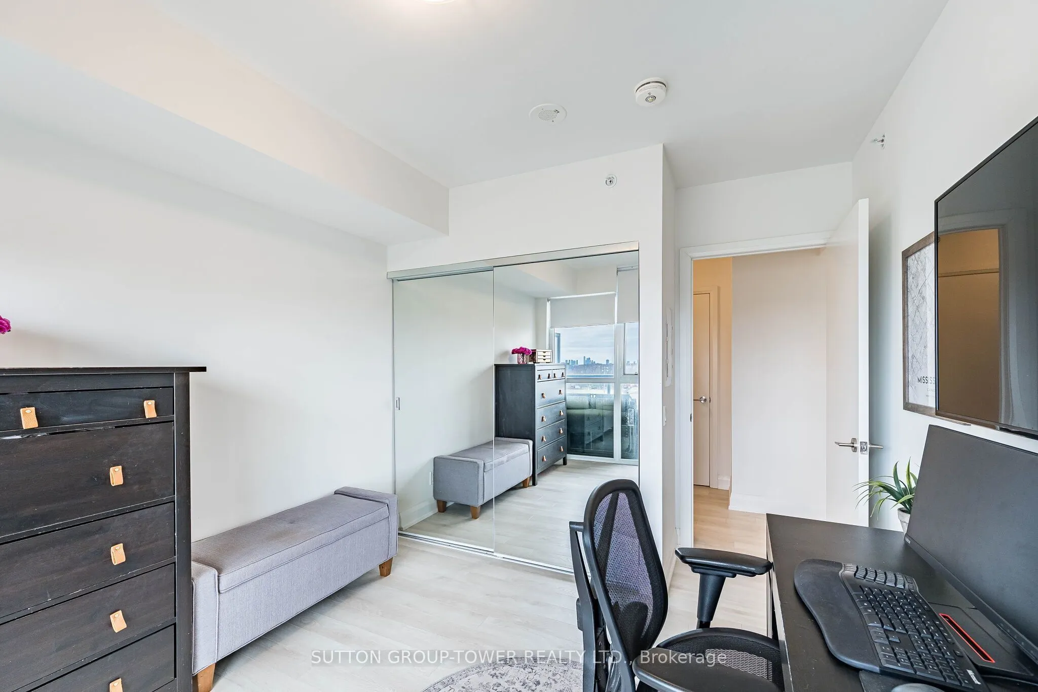 1461 Lawrence Avenue W #609