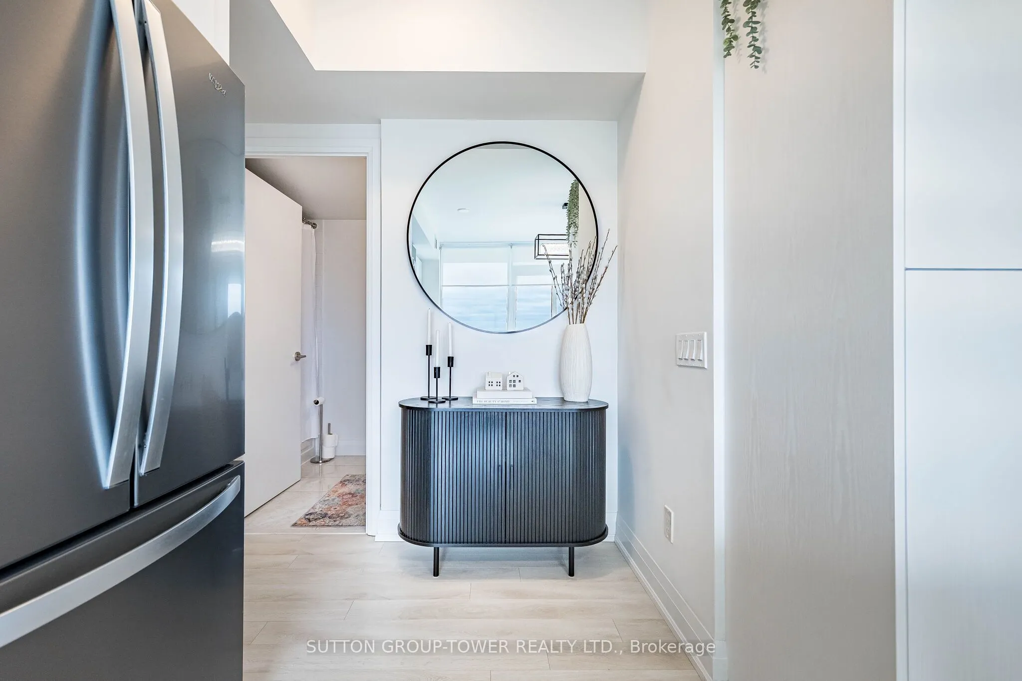 1461 Lawrence Avenue W #609